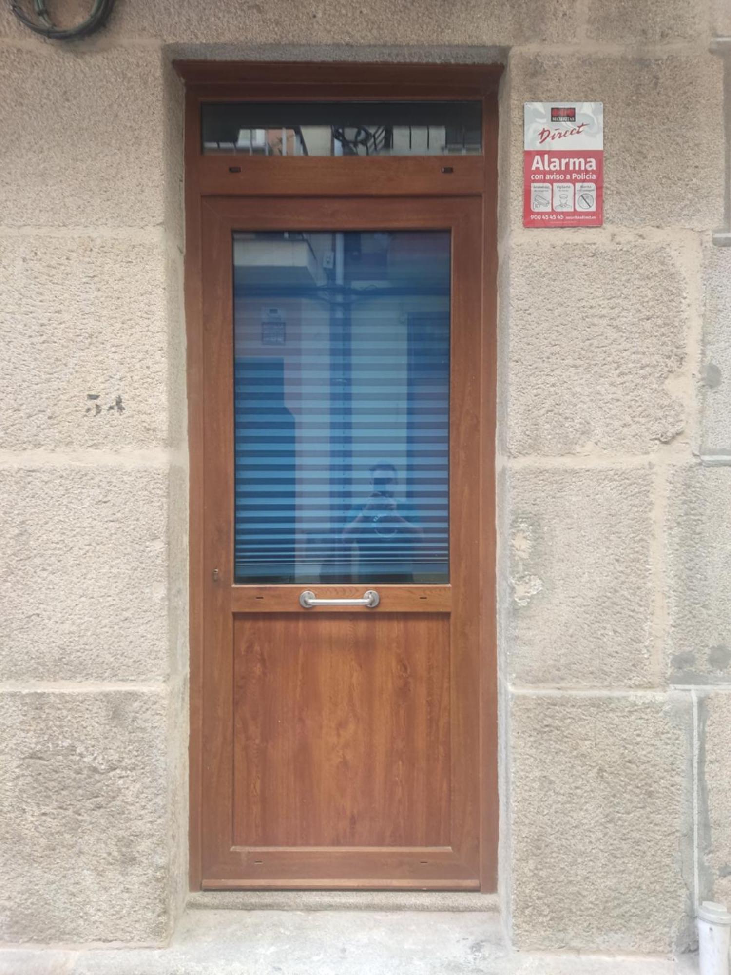 Estudio Bajo La Escalera Redondela Buitenkant foto